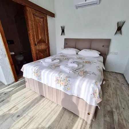 Windmill Oda ve Kahvaltı 3*