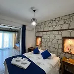 Windmill 4*