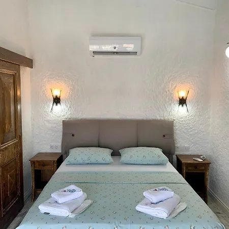 Windmill 4*